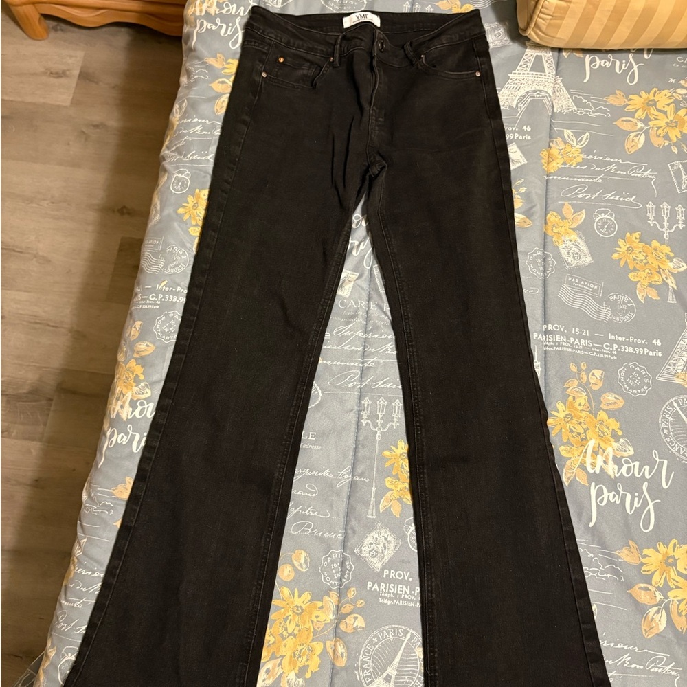 YMI Women's Boot Cut Jeans in Black